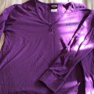 Long sleeved t shirt